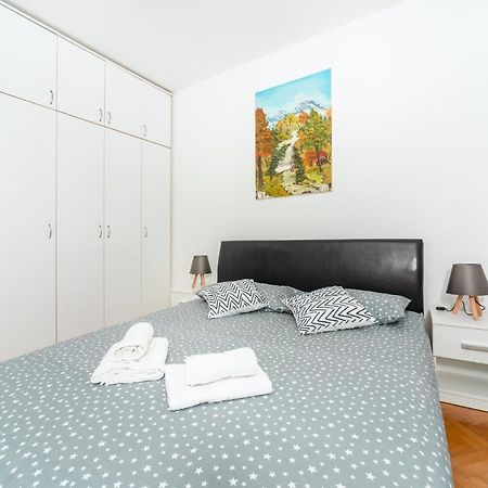 Apartment Matea Котор Екстериор снимка