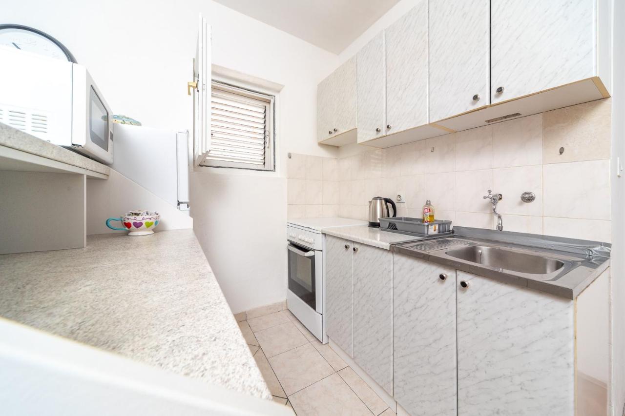 Apartment Matea Котор Екстериор снимка